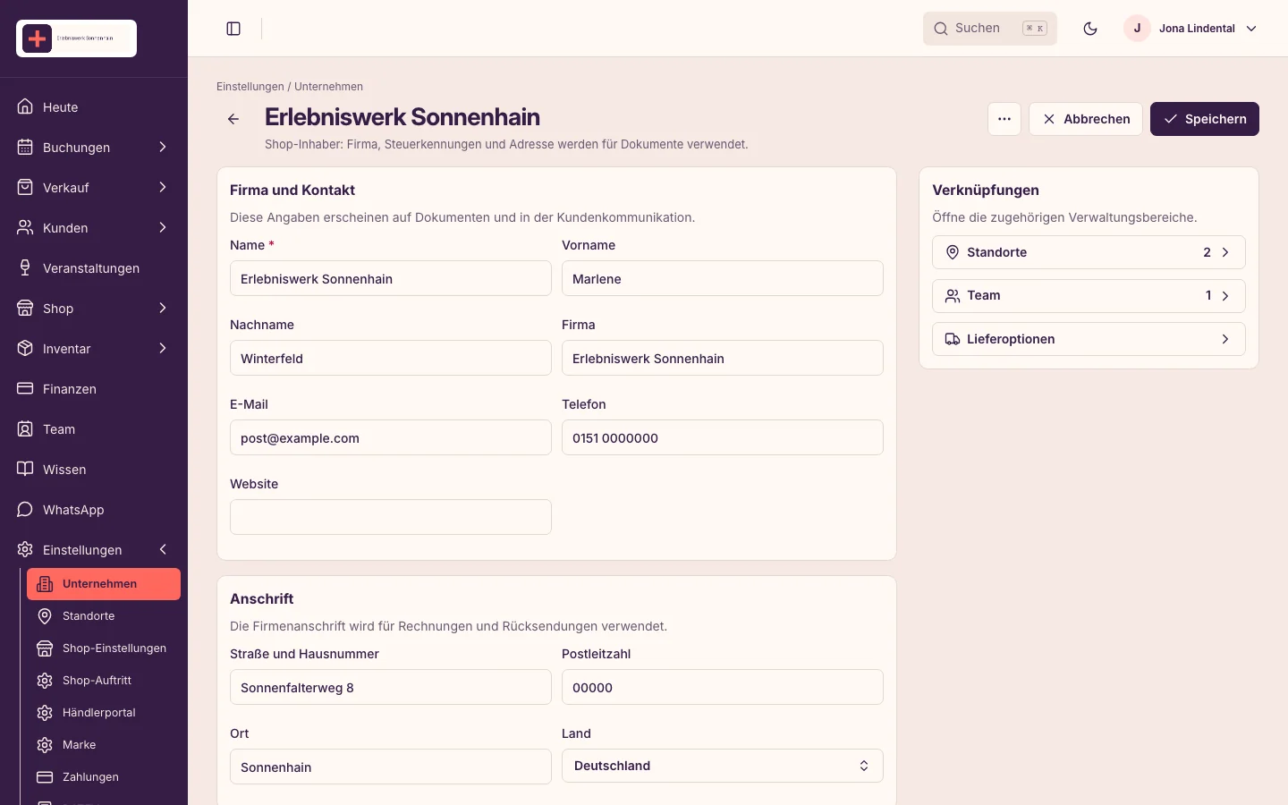 Unternehmen, Filialen und Rechte im Backoffice mit fiktiven Daten