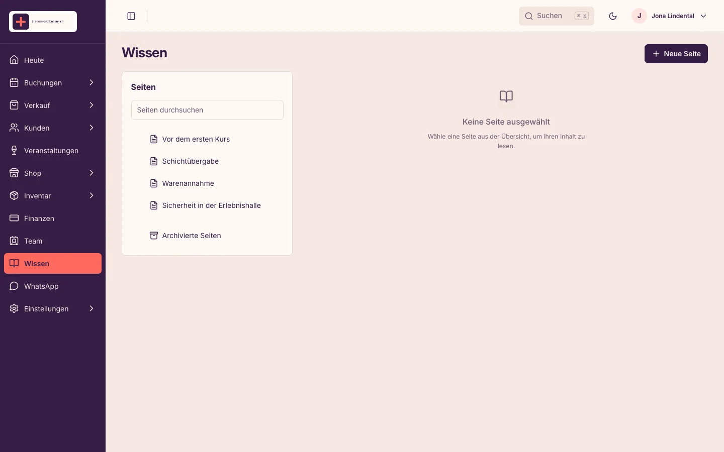 Wissen für Dein Team im Backoffice mit fiktiven Daten